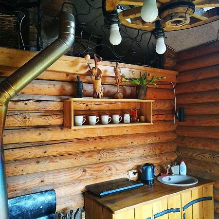 Hotel Sveciu Namelis Szawle Zewnętrze zdjęcie