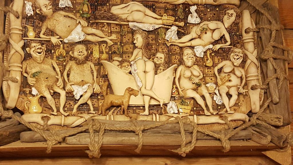 Hotel Sveciu Namelis Szawle Zewnętrze zdjęcie